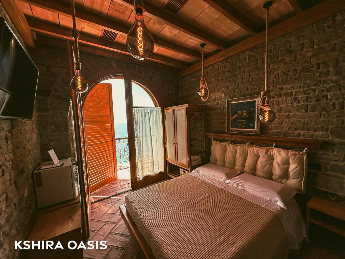 Kshira Oasis - Luxury 7-Bedroom Vila Qeparo Exteriör bild